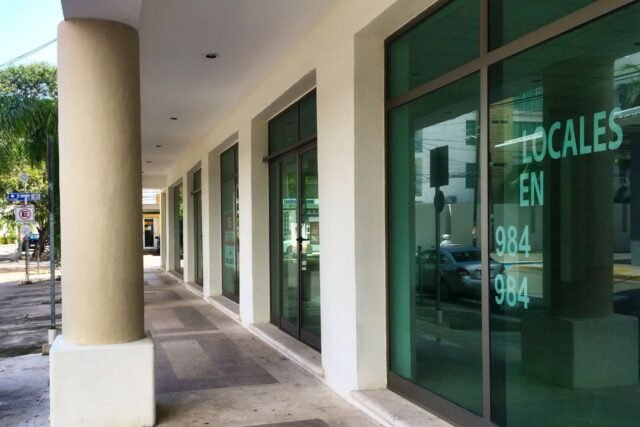 Commercial spaces in Encanto Riviera Building